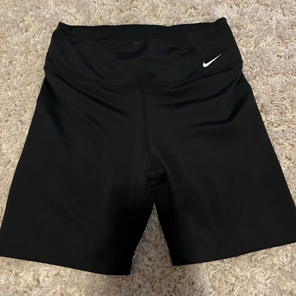 NIKE Dryfit Biker Shorts M